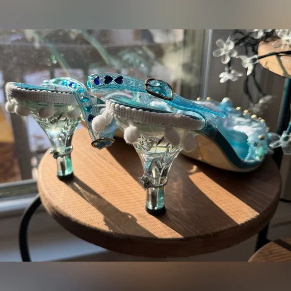 Custom, One~of~a~Kind, Handmade Princess Themed Slingback Sandal, Size 9/40 - Picture 4 of 17